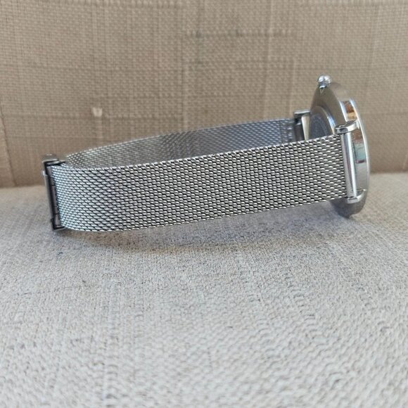 Daniel Wellington Wristwatch Silver Tone Mesh Metal Strap Analog Quartz Watch - Picture 8 of 12